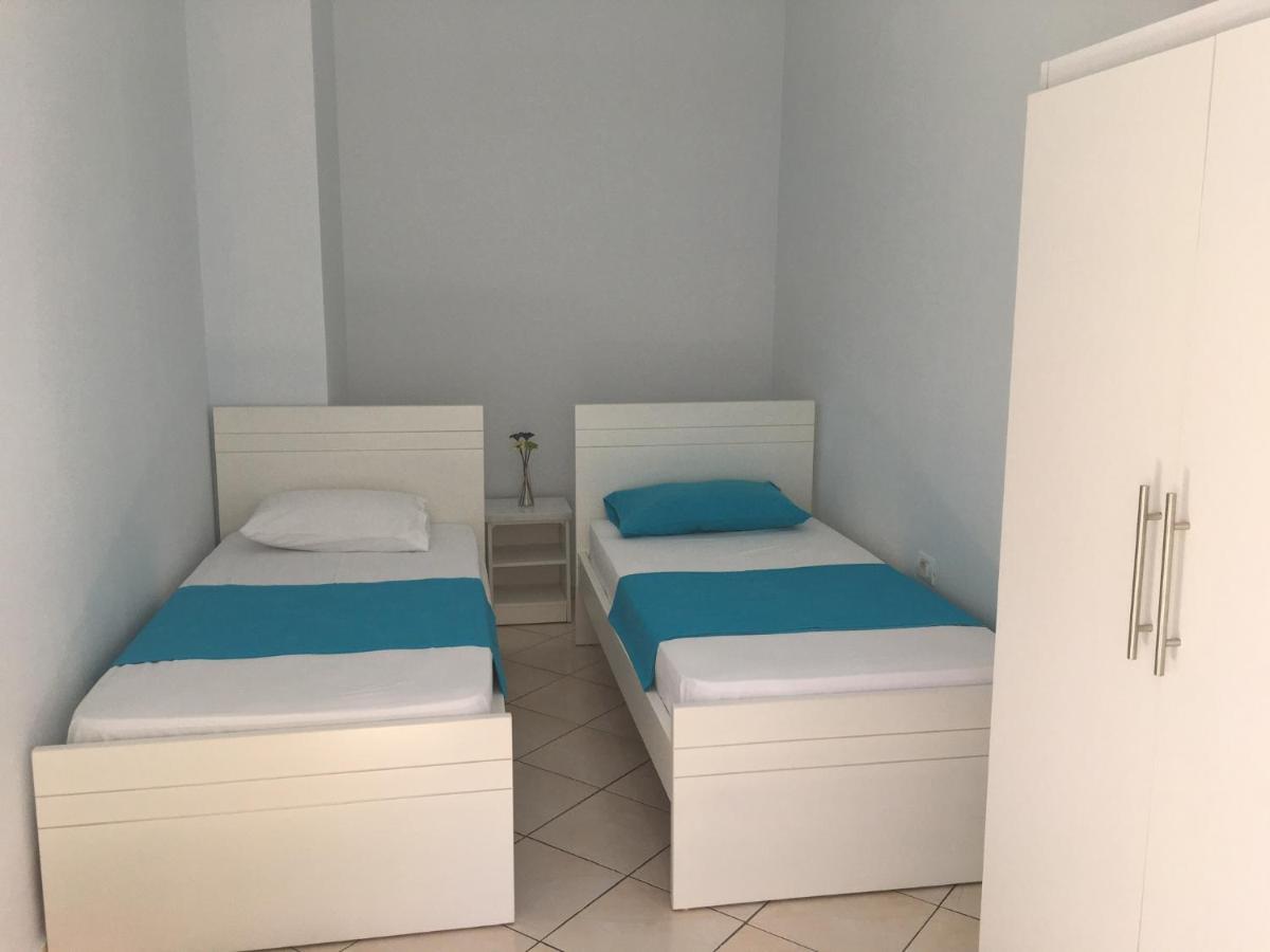 Vila Brisild Ksamil Luaran gambar