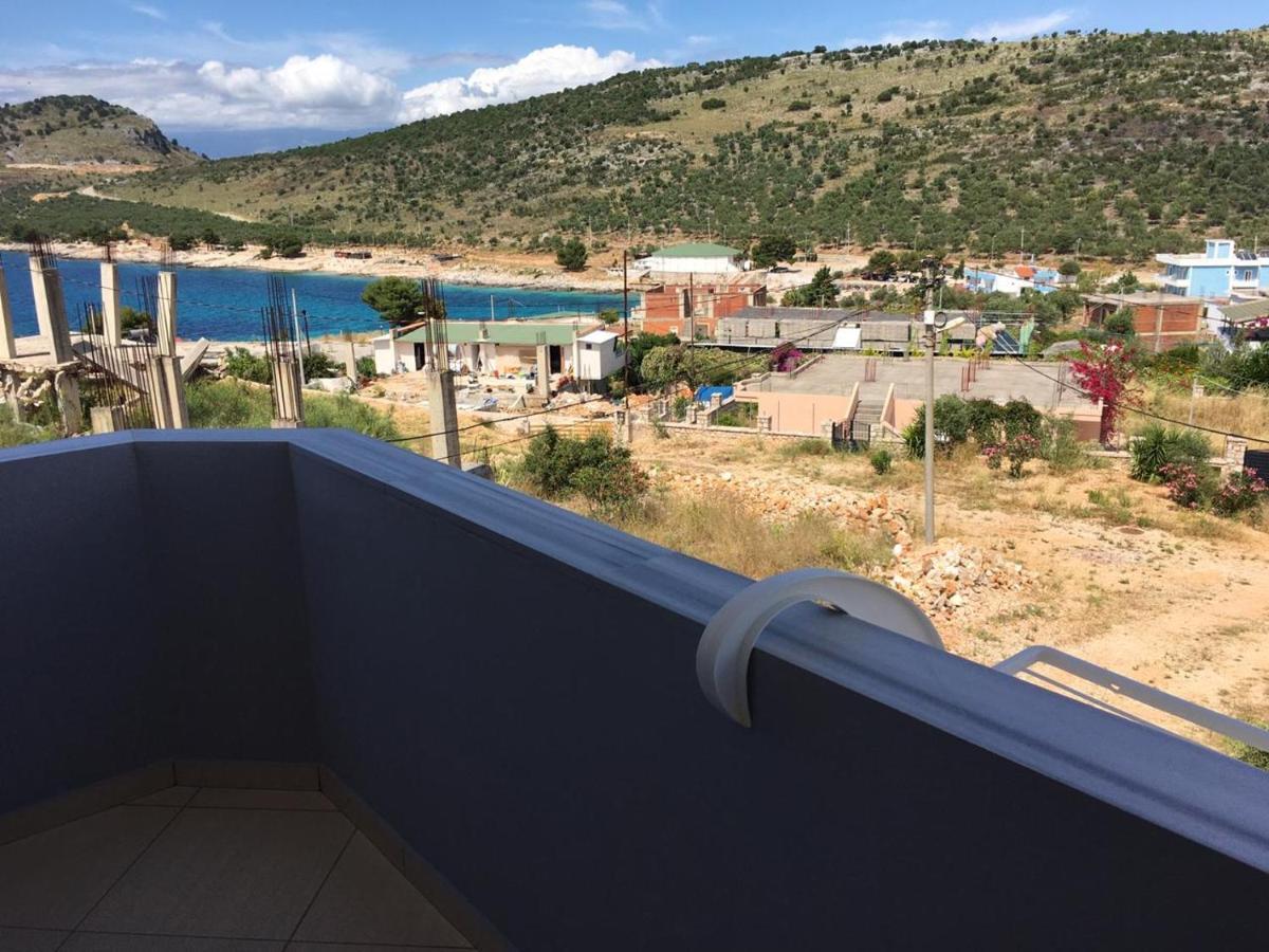Vila Brisild Ksamil Luaran gambar